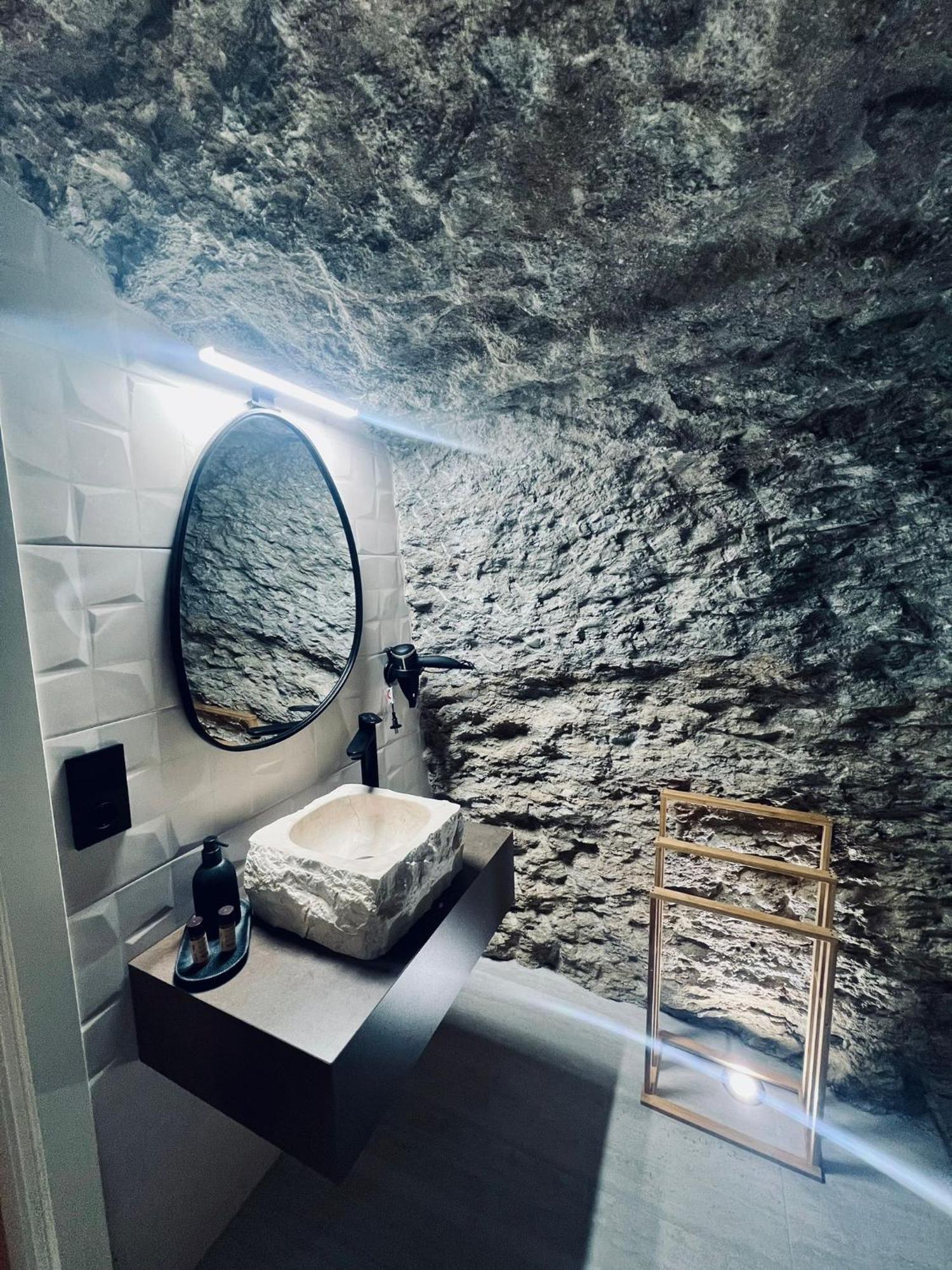 Cueva Luxe Las Calcetas Setenil De Las Bodegas المظهر الخارجي الصورة